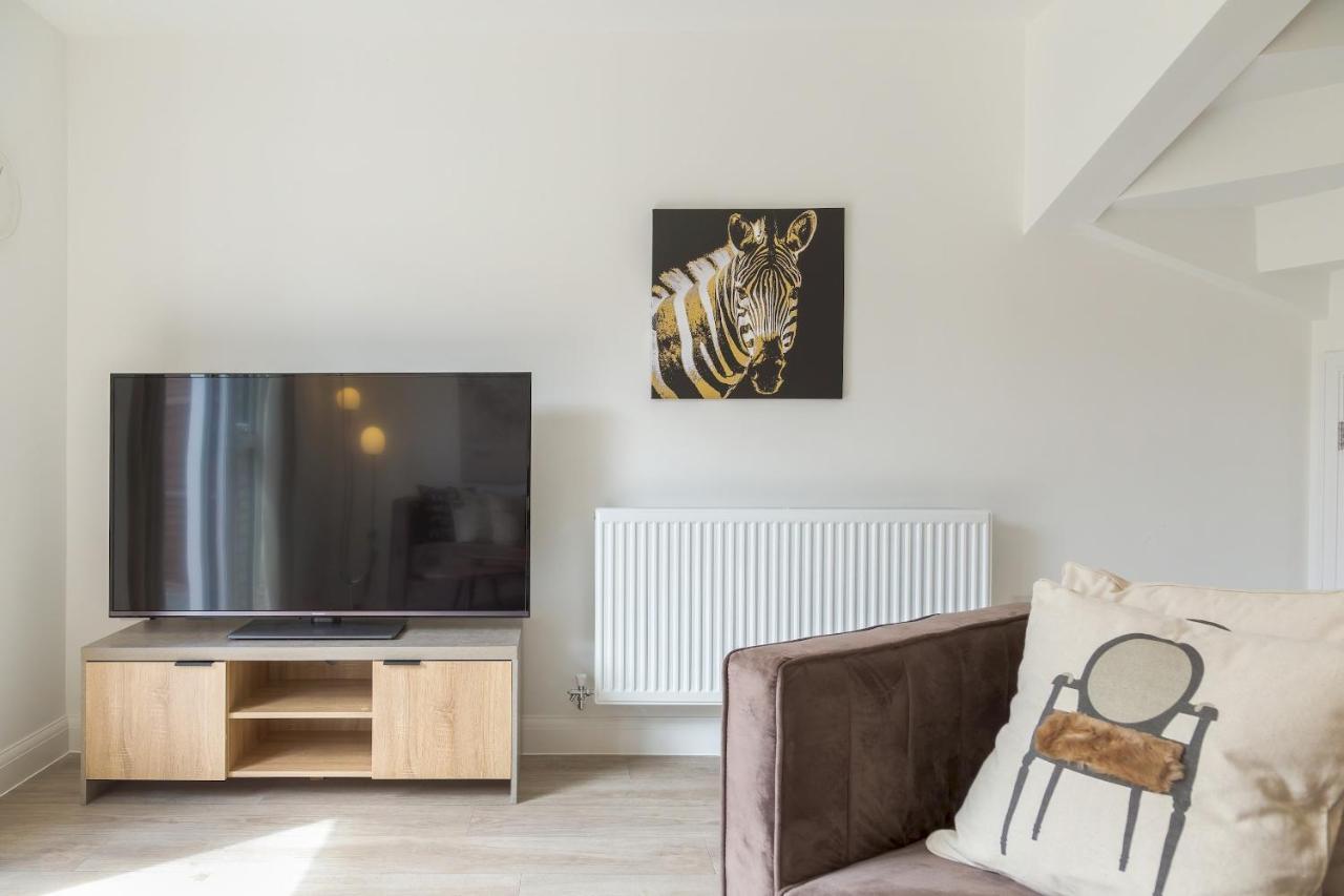 Vila Pass The Keys Cheerful 4 Bed Central Townhouse Garden & Parking Birmingham Exteriér fotografie